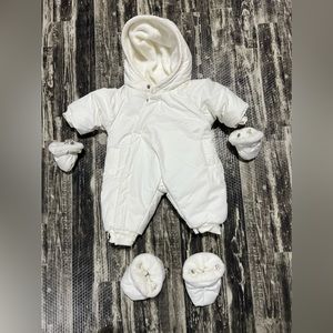 European baby snowsuit with gloves